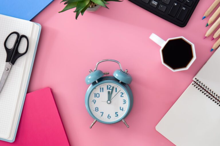 Building self-discipline habits doesn't need to be complicated. Get simple ideas from our daily habits to build self-discipline list and learn how to build self-discipline fast and easy.