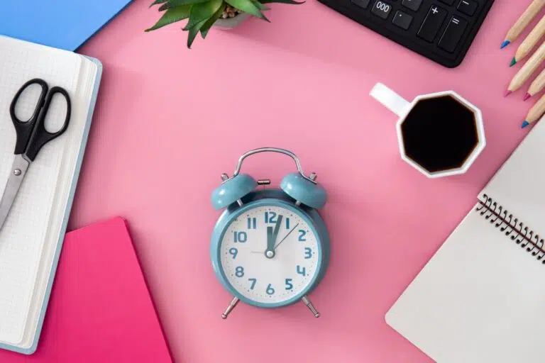 Building self-discipline habits doesn't need to be complicated. Get simple ideas from our daily habits to build self-discipline list and learn how to build self-discipline fast and easy.