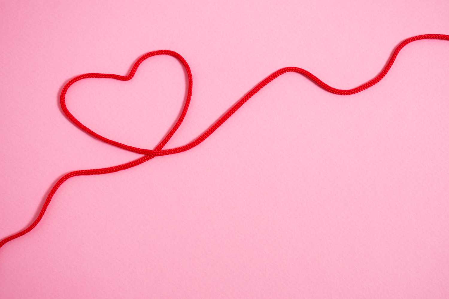 Self acceptance techniques so you learn how to accept yourself unconditionally. You'll find what does self acceptance mean, self acceptance journal prompts and quotes on accepting yourself