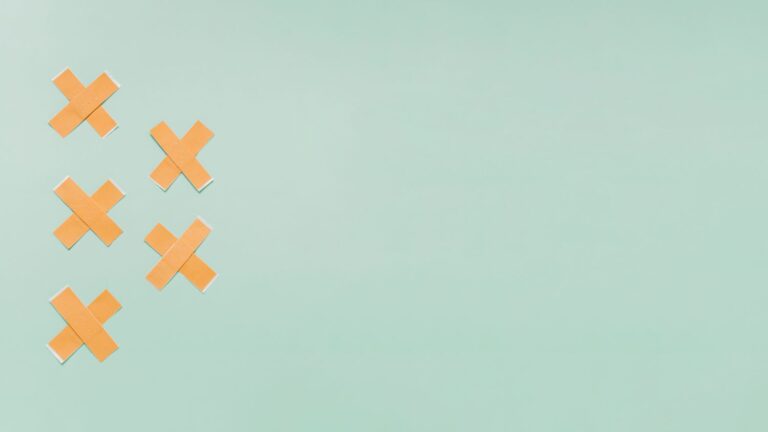 How to improve your self-talk after a mistake and how to stop beating yourself up. Learn how to practice self-compassion after mistake and what to say to yourself when you make a mistake. You'll find all of this and more inside this article.