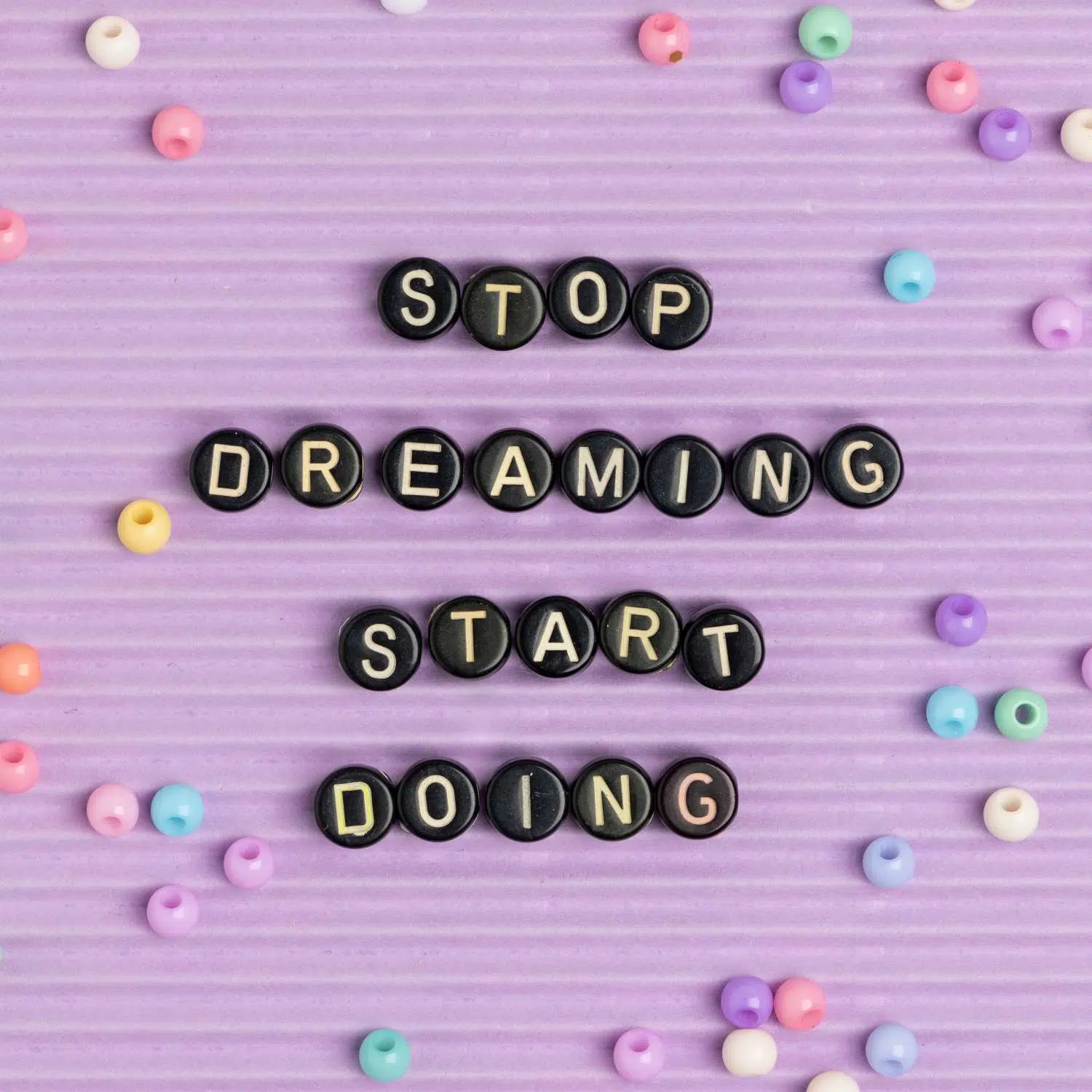 Stop asking why do I procrastinate and find out what is holding me back from getting things done. Beat your procrastination habits once and for all and start living your best life!